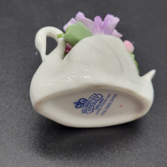 Vintage Aynsley Bone China Hand Modelled Swan With Flowers Figurine From England - Picture 9 of 12